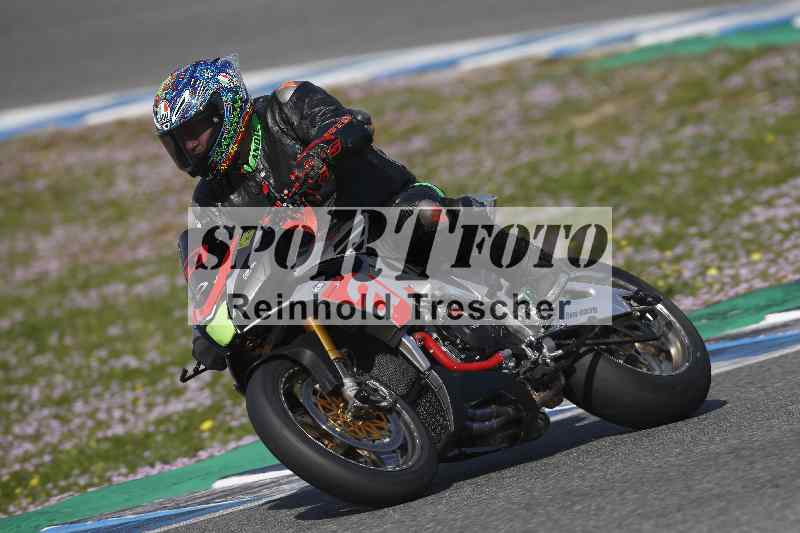 /Archiv-2024/02 29.01.-02.02.2024 Moto Center Thun Jerez/Gruppe gruen-green/63